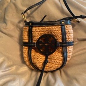 NEW Tory Burch Miller Logo Straw Bucket Bag with Drawstring Closure
